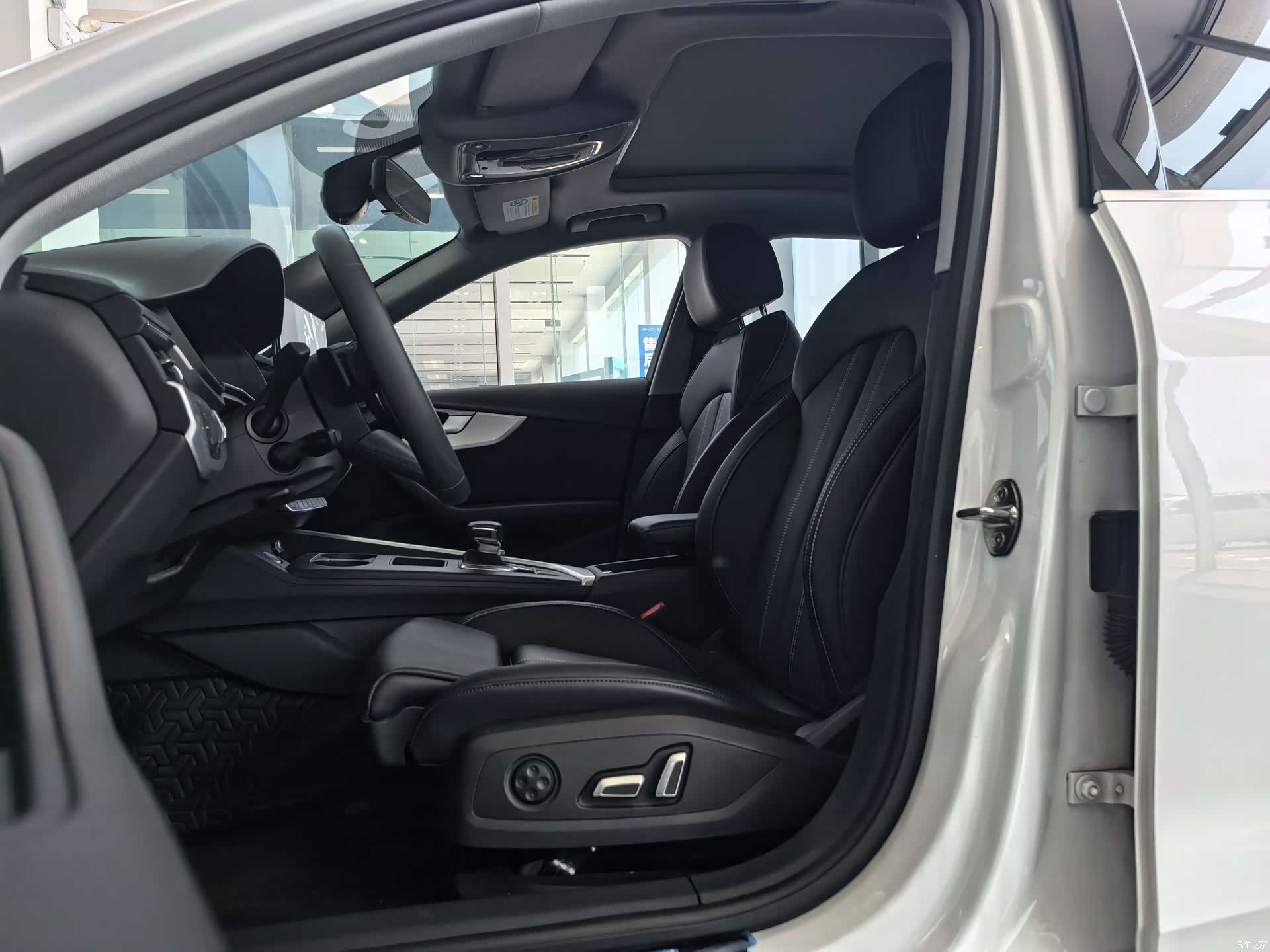 Audi A4L, 2024 4