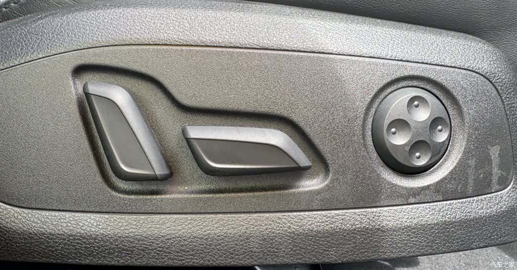 Audi A4L, 2023 23