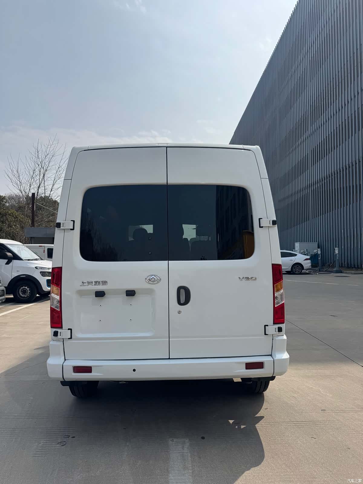 Maxus V80, 2022 все фото