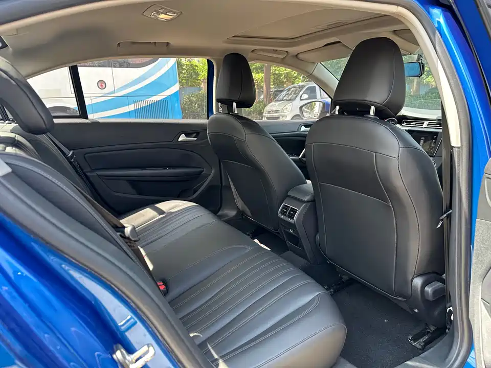 Peugeot 408 Peugeot 408
