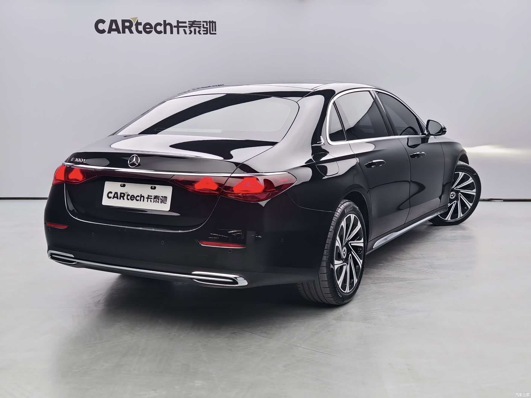 Mercedes-Benz E-Class, 2024 16