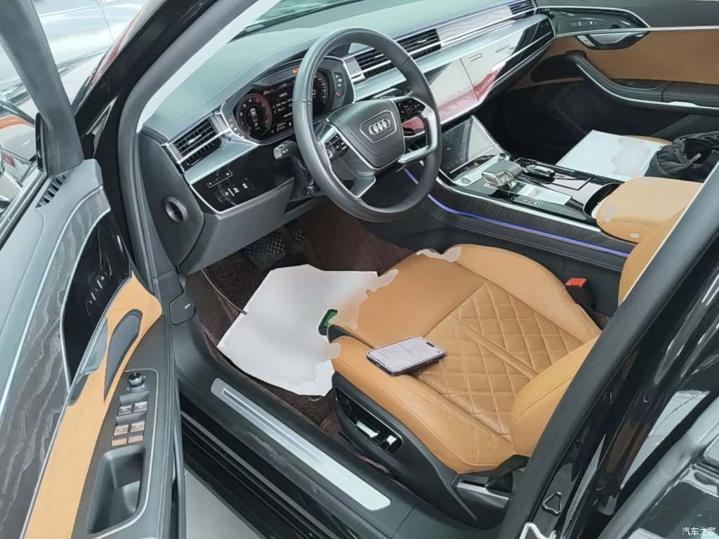 Audi A8L, 2024 23