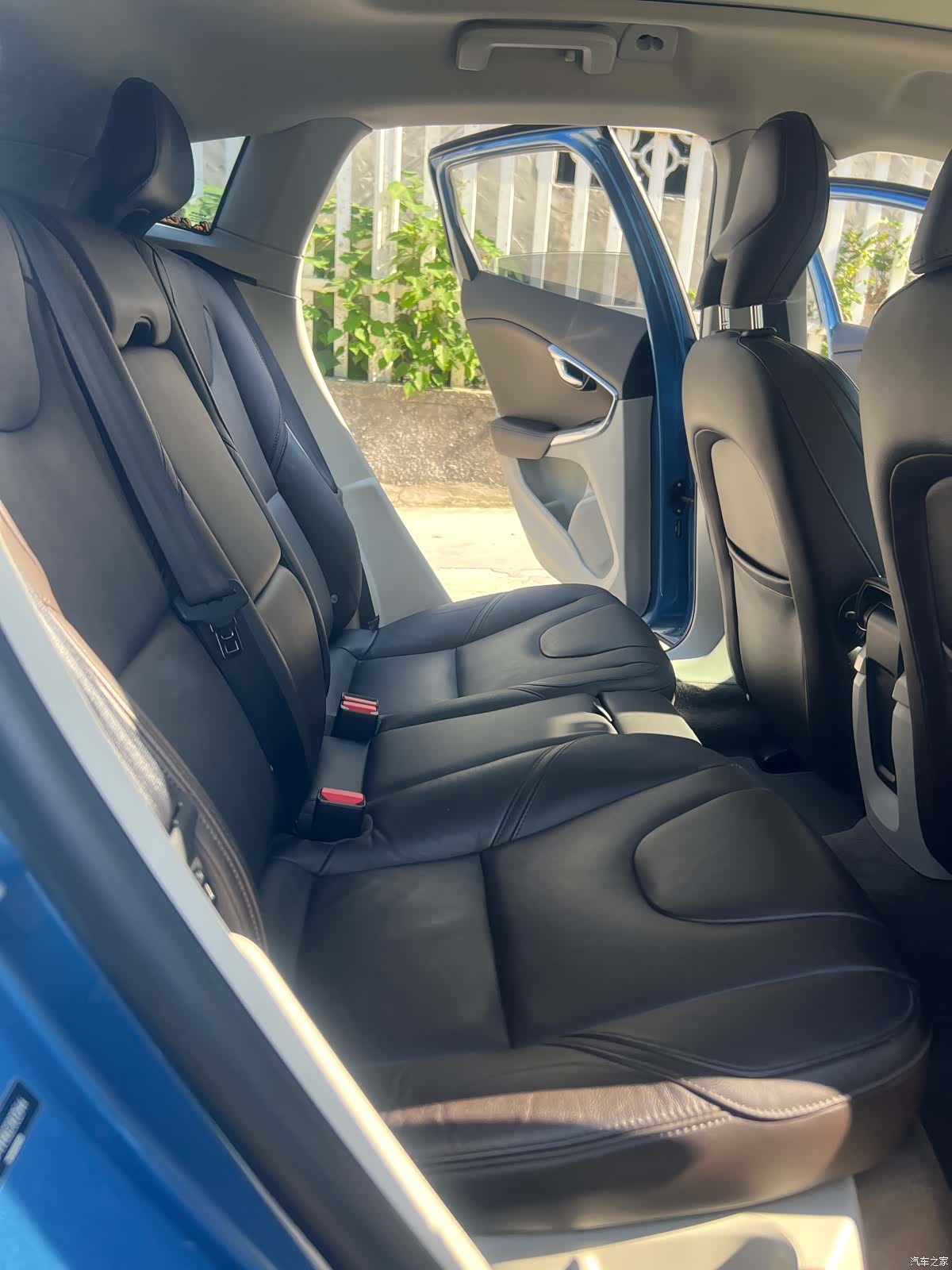 Volvo V40, 2016 15