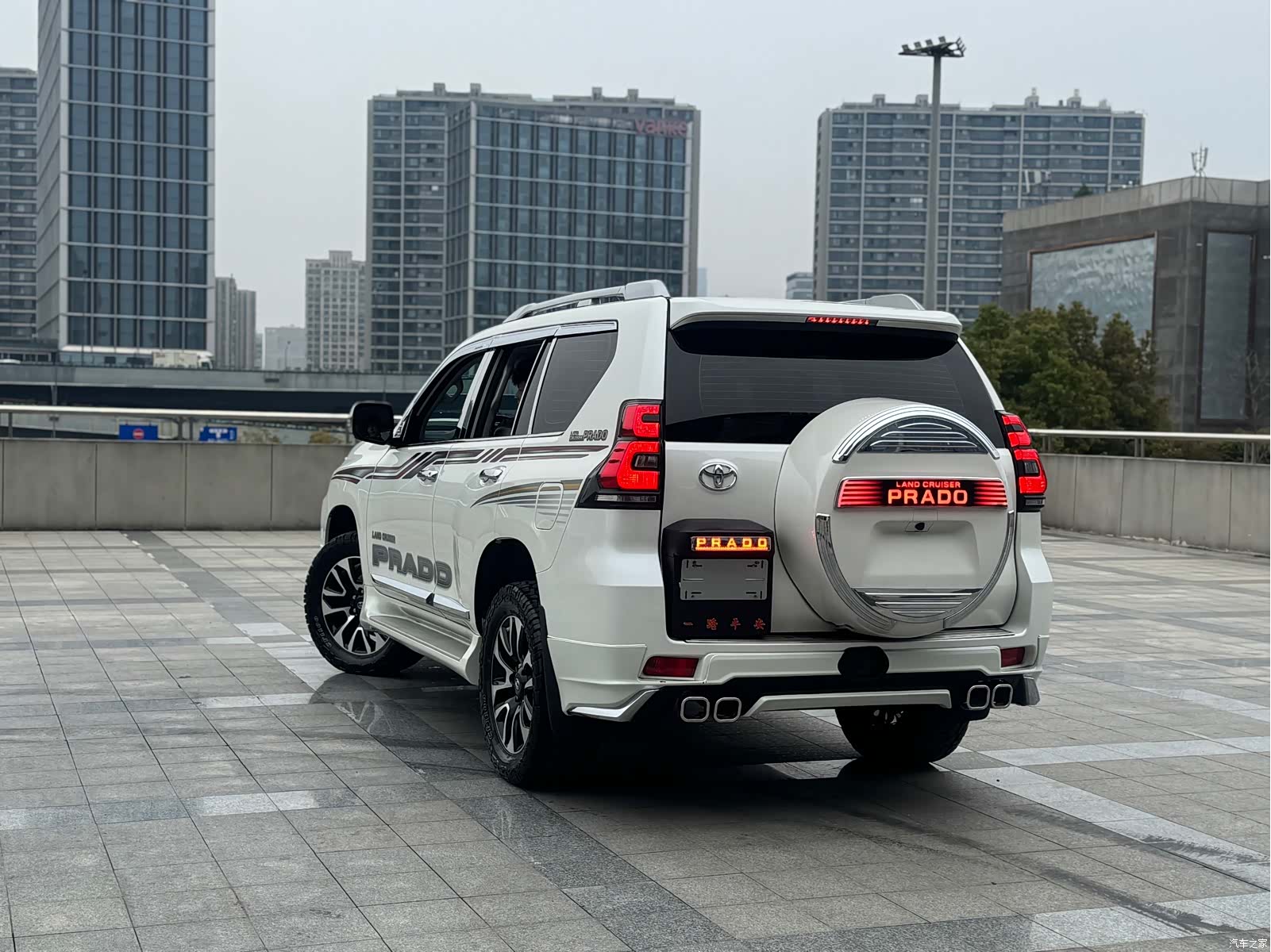 Toyota Prado, 2024 13