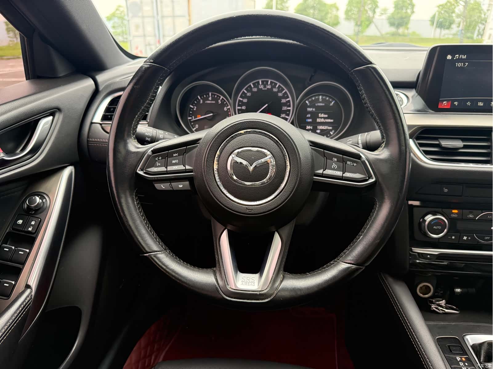 Mazda Atenza, 2018 10