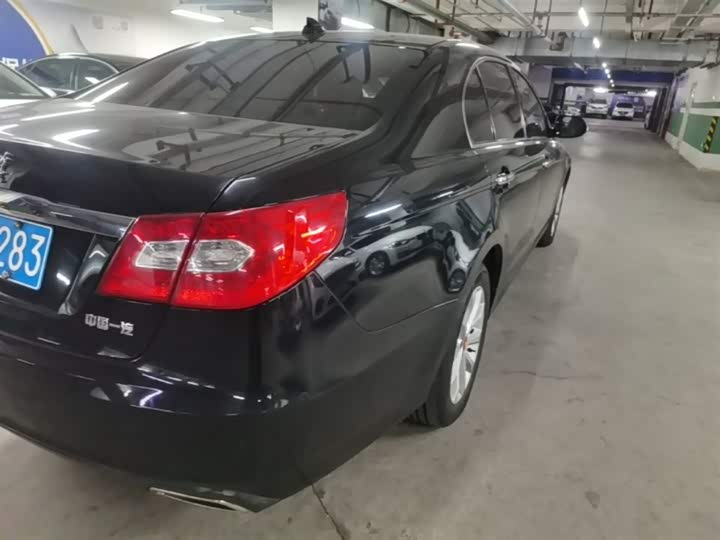 Hongqi H7, 2016 года фото 9