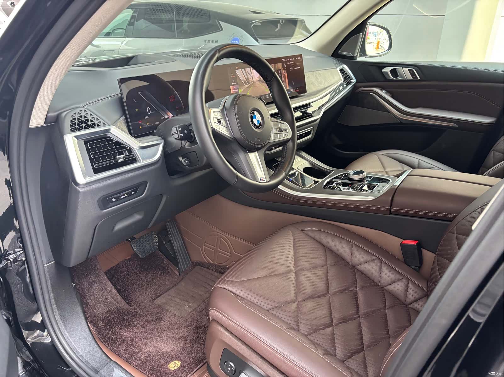 BMW X5, 2025 11