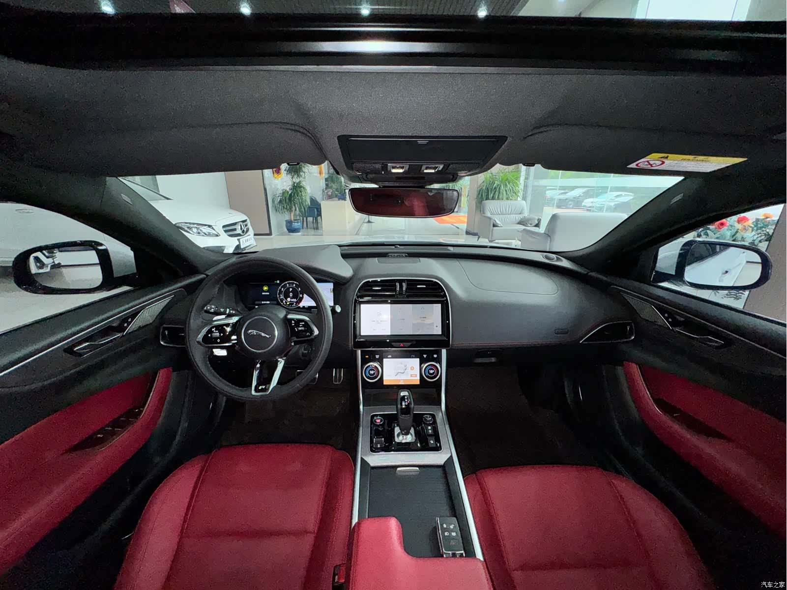 Land Rover XEL, 2024 17