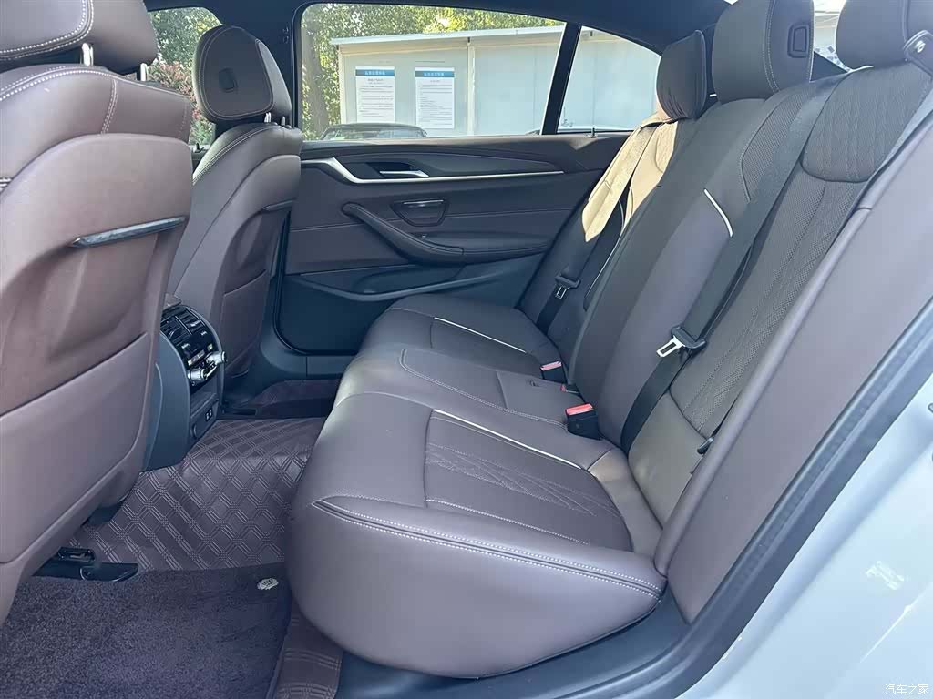 BMW 5 Series, 2021 6