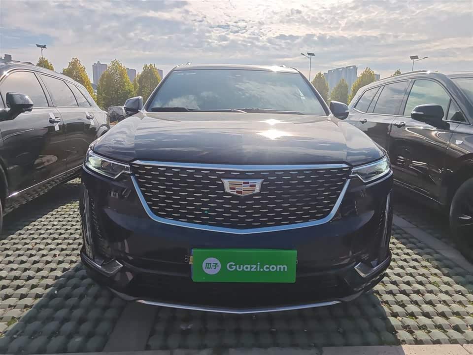 Cadillac XT6