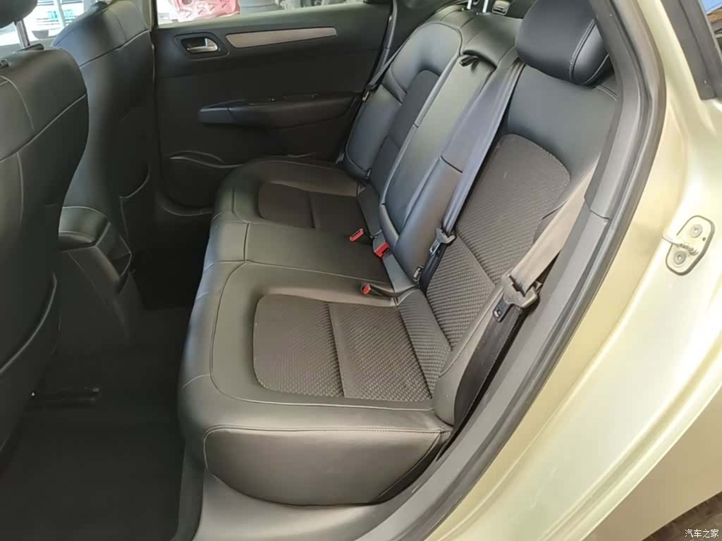 Citroen C4, 2017 13