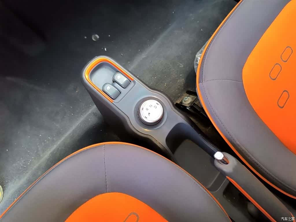 Wuling E100, 2020 14