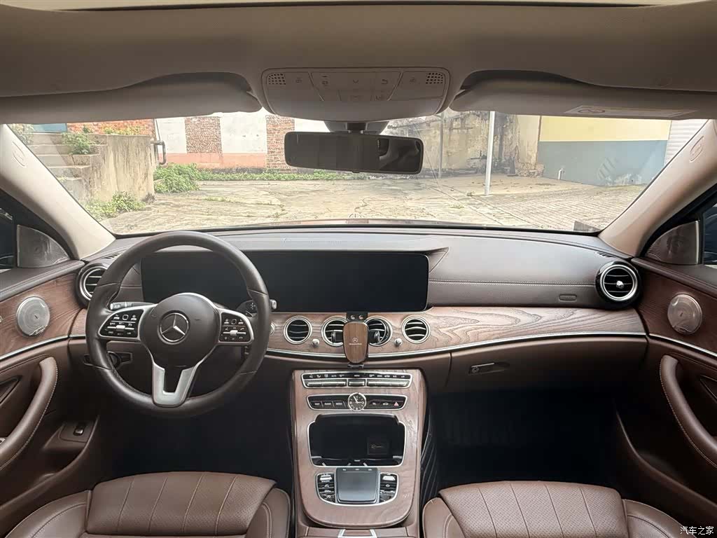 Mercedes-Benz E-Class, 2020 19