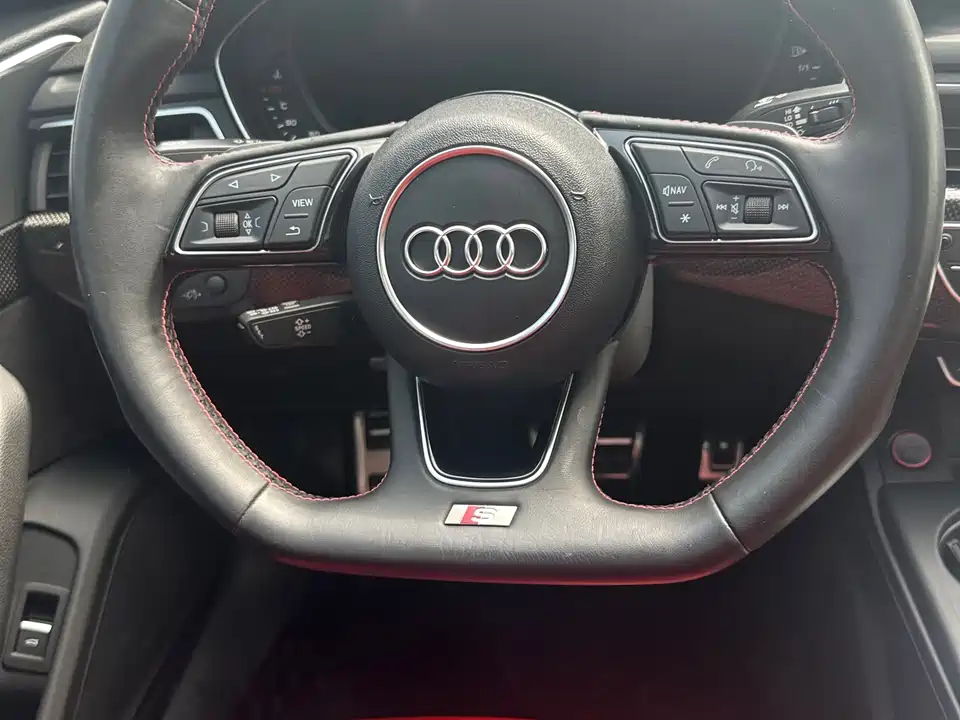 Audi S4