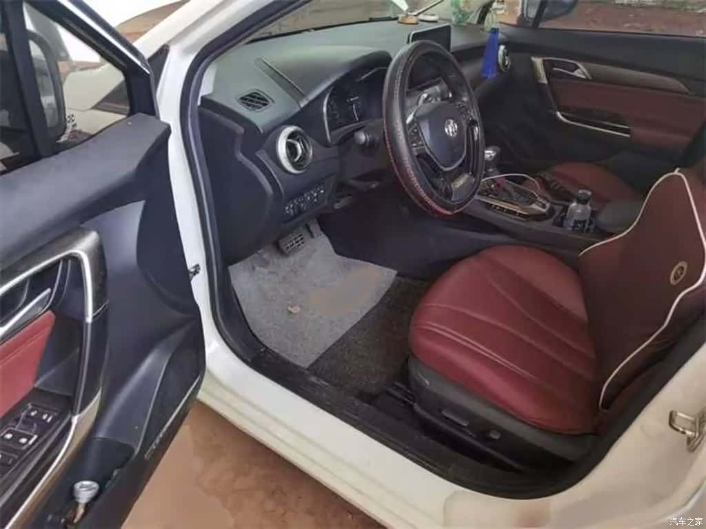 BAIC D50, 2018 13