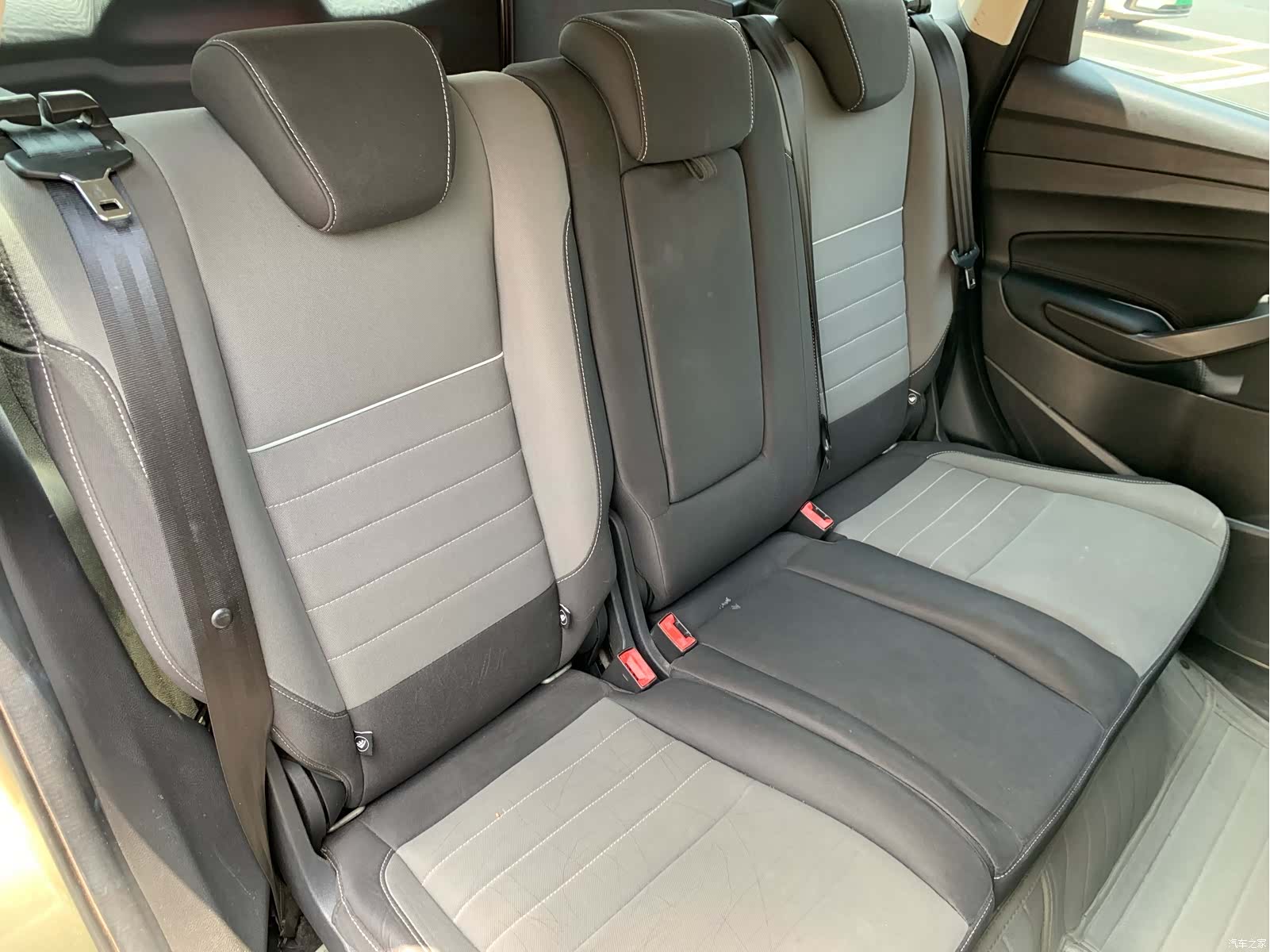 Ford Kuga, 2014 29