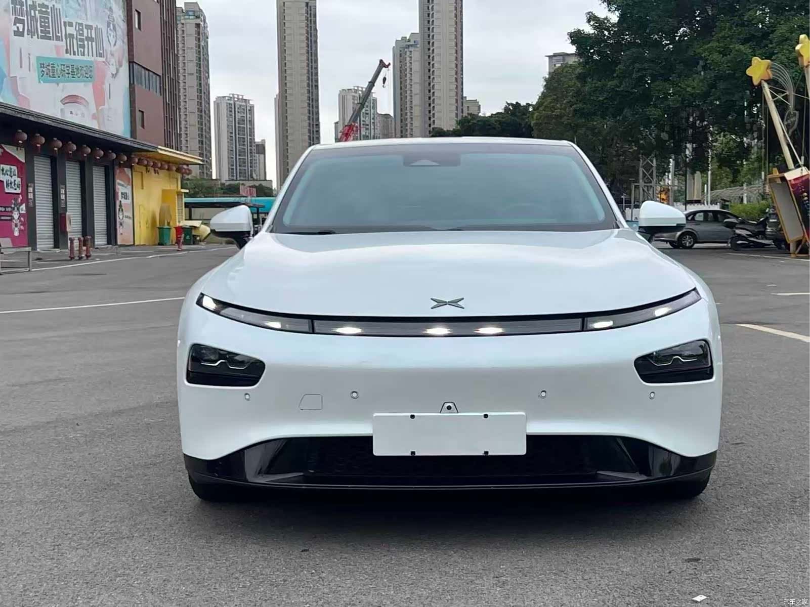 Xpeng P7, 2021 3