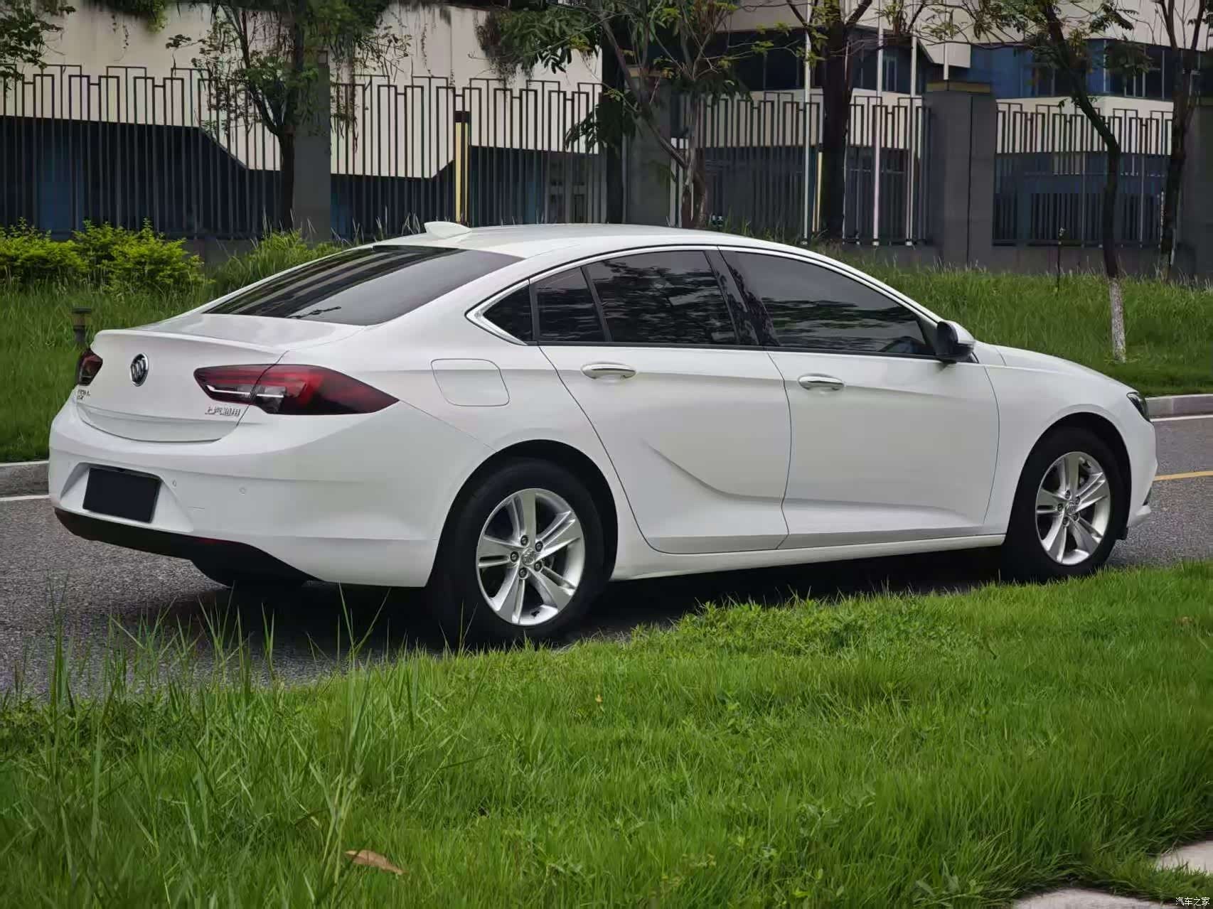 Buick Regal, 2018 4