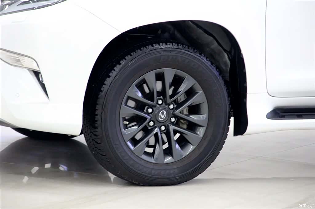 Lexus GX, 2022 30