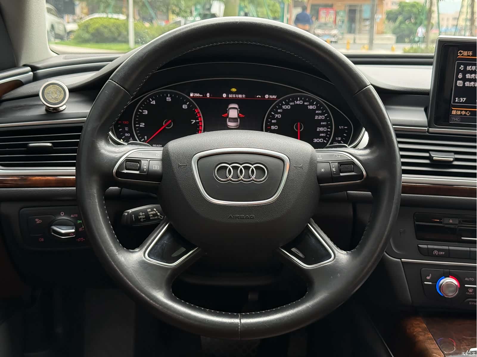 Audi A6L, 2016 6