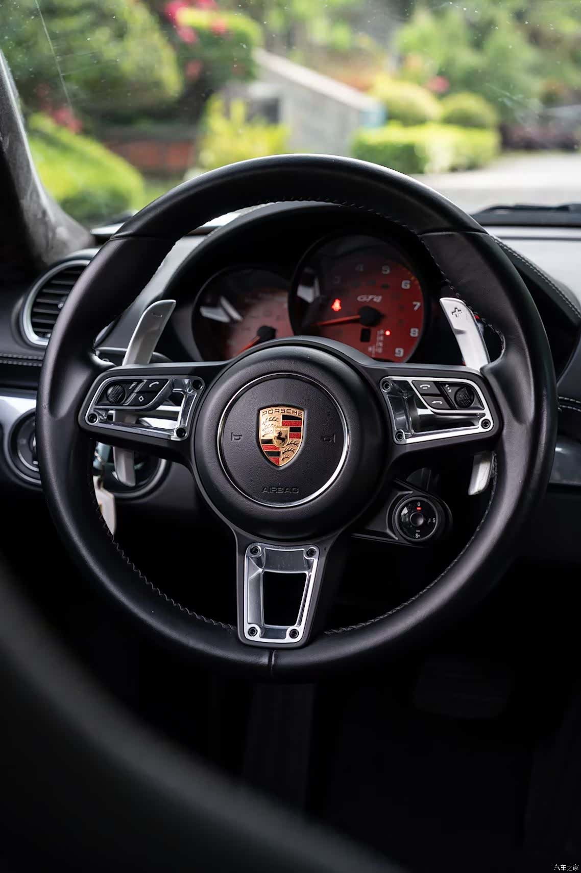 Porsche Cayman, 2019 9