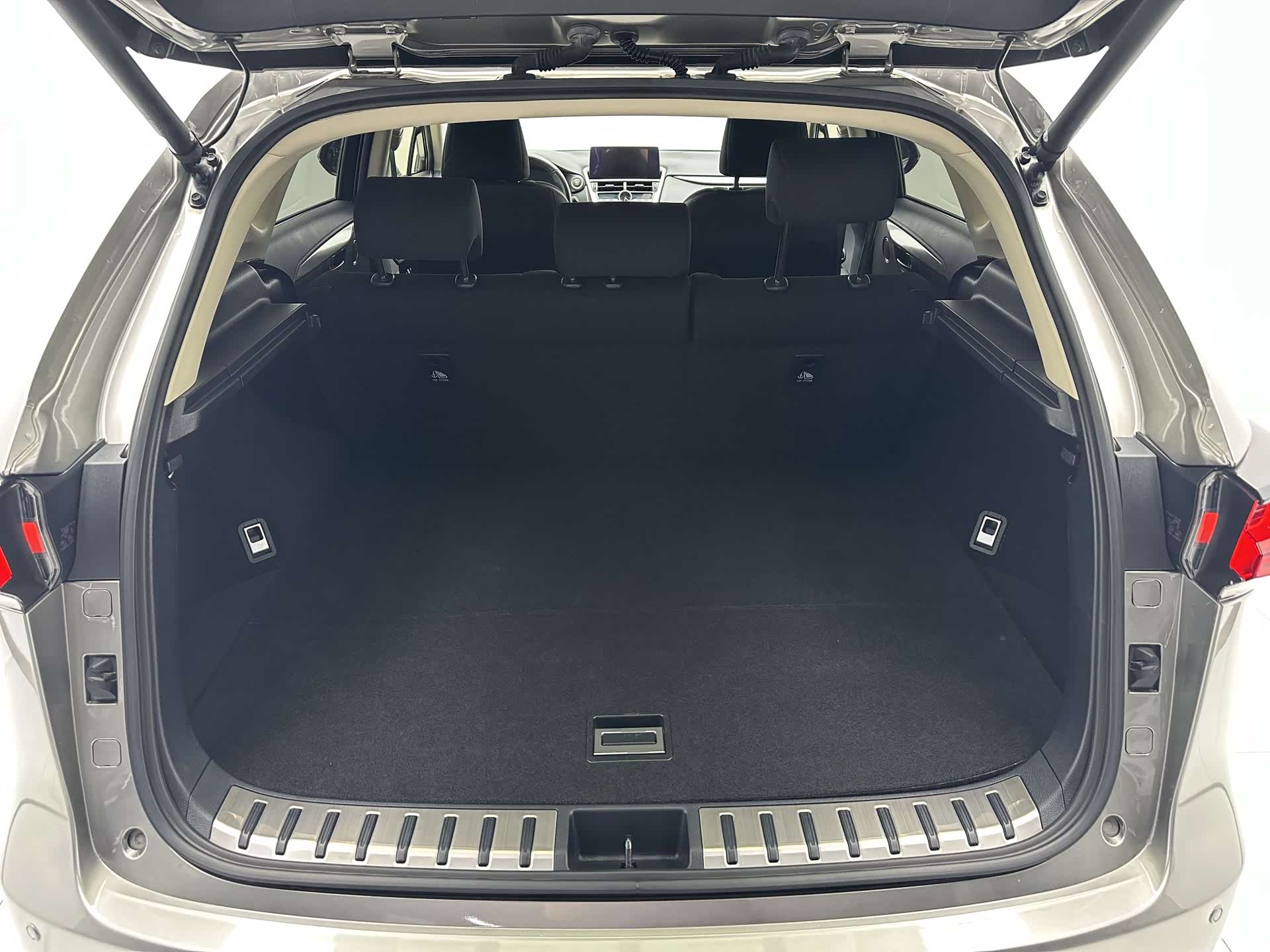 Lexus NX, 2021 18