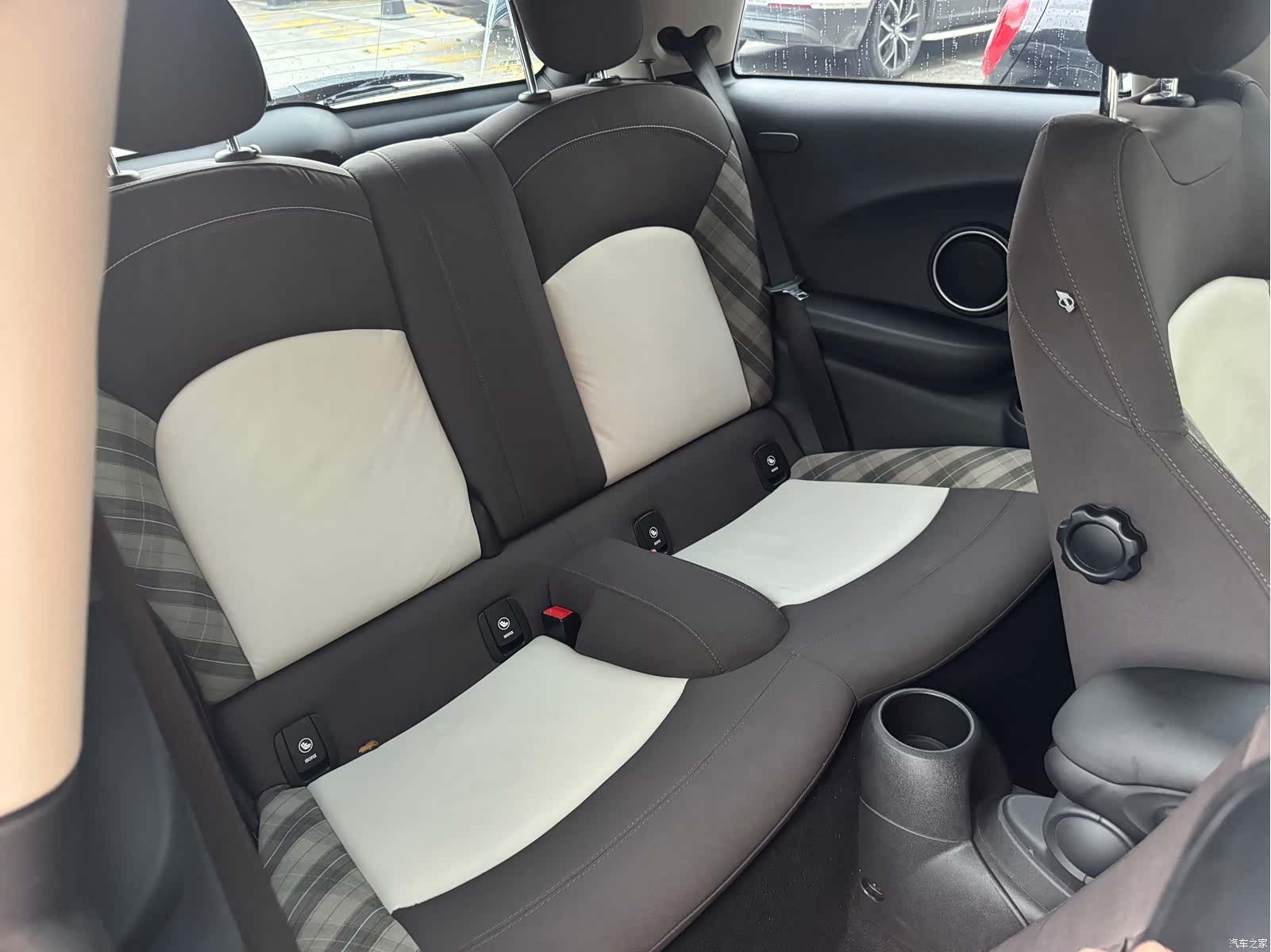 Mini Cooper, 2014 13