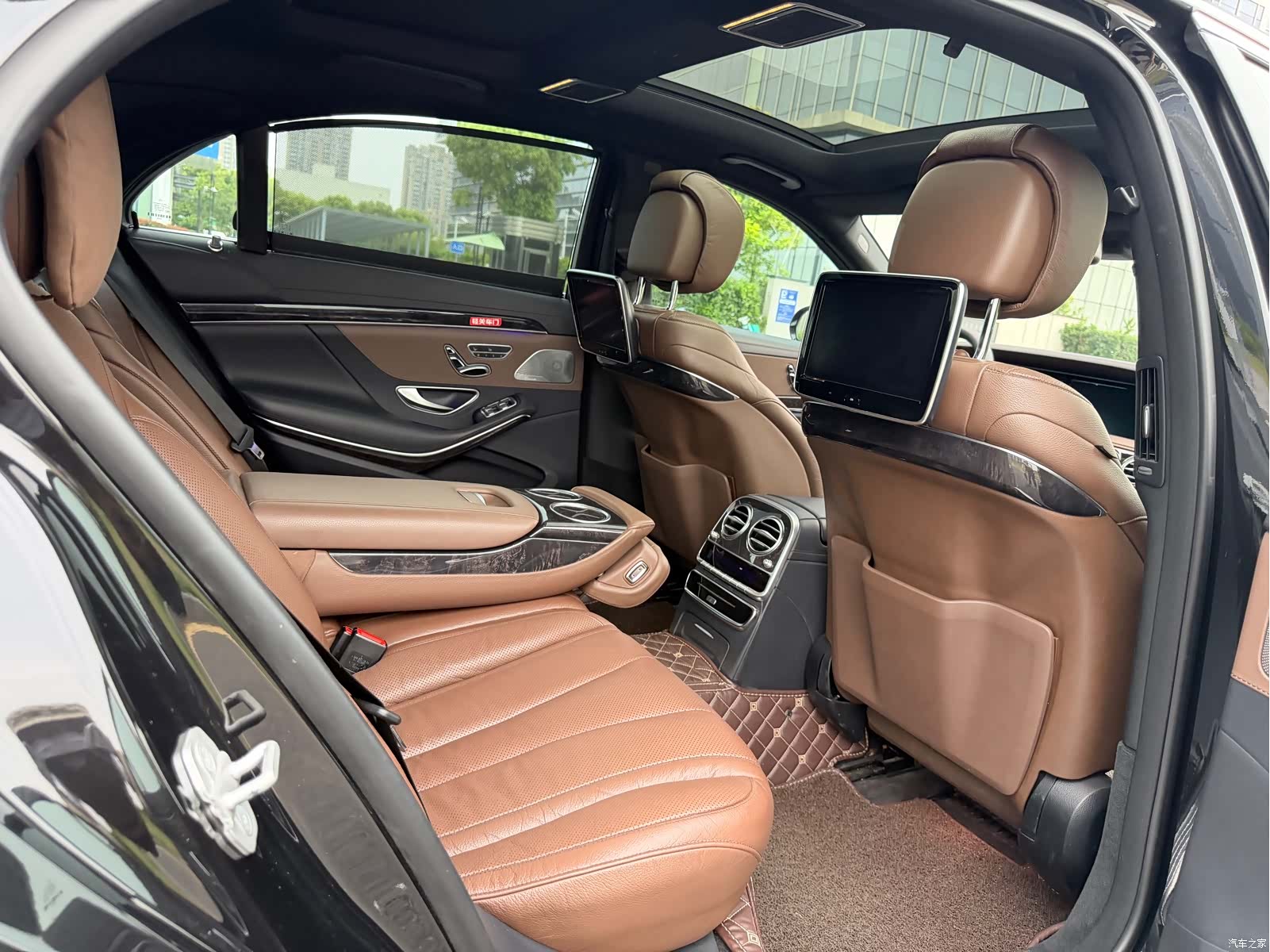 Mercedes-Benz S-Class, 2017 25