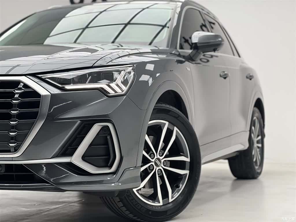 Audi Q3, 2021 все фото
