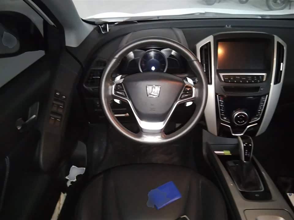 Luxgen Excellent 6 SUV