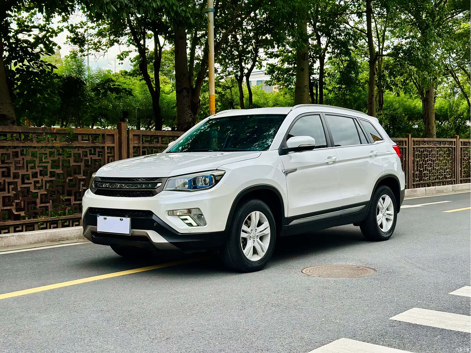Changan CS75, 2015 1