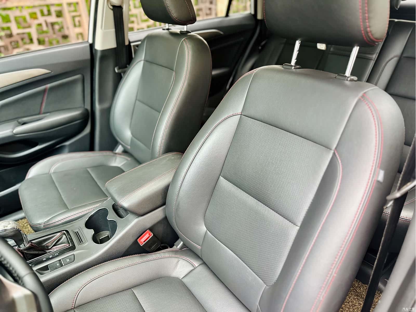 Changan CS75, 2015 19