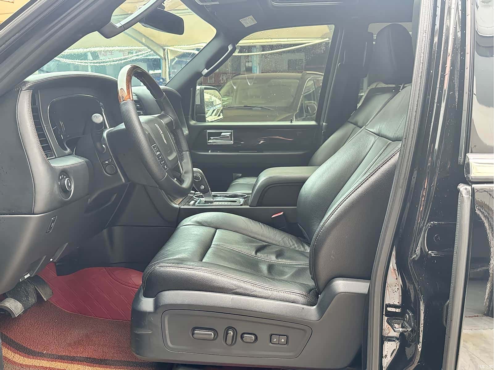 Lincoln Navigator, 2017 6