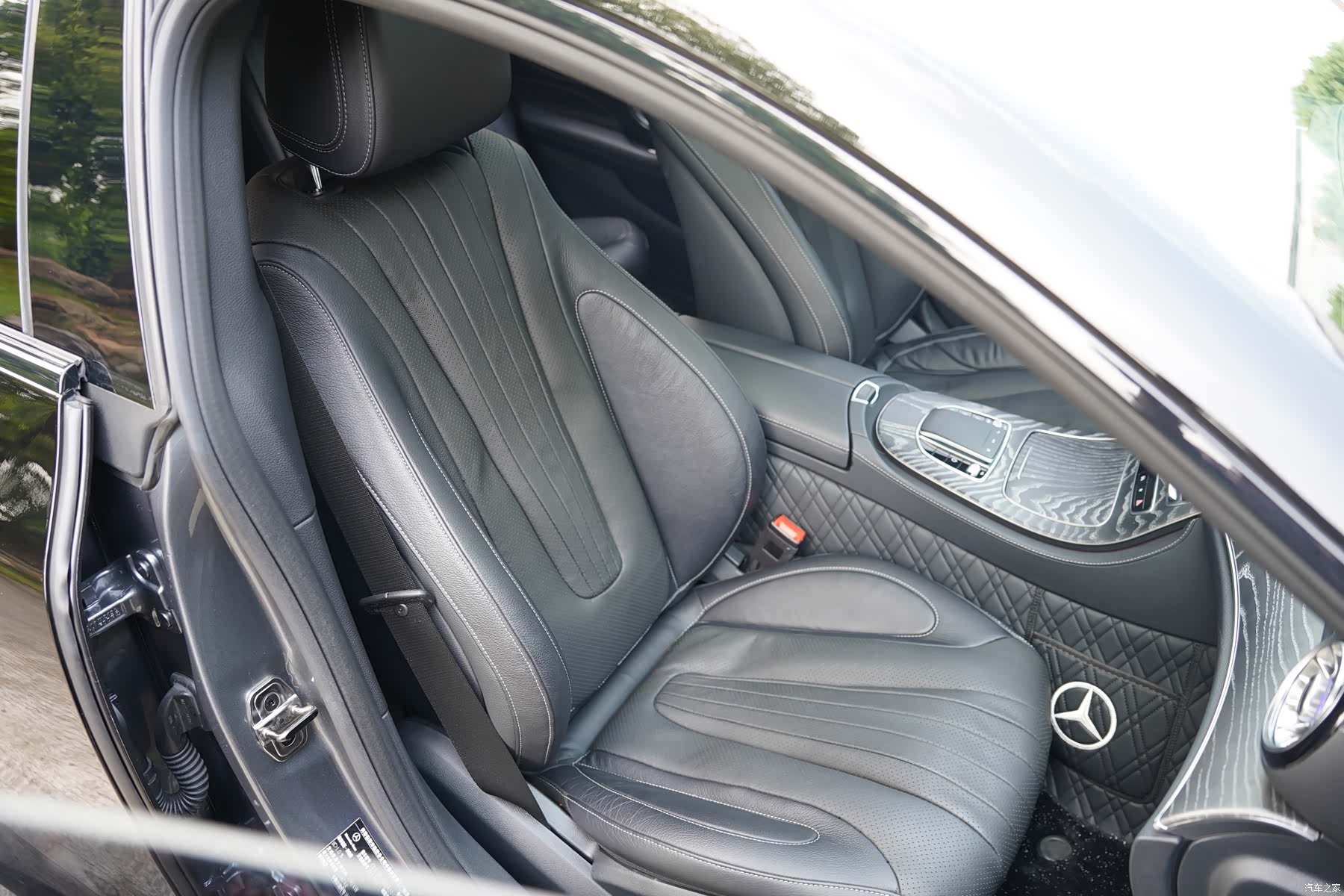 Mercedes-Benz CLS, 2021 18