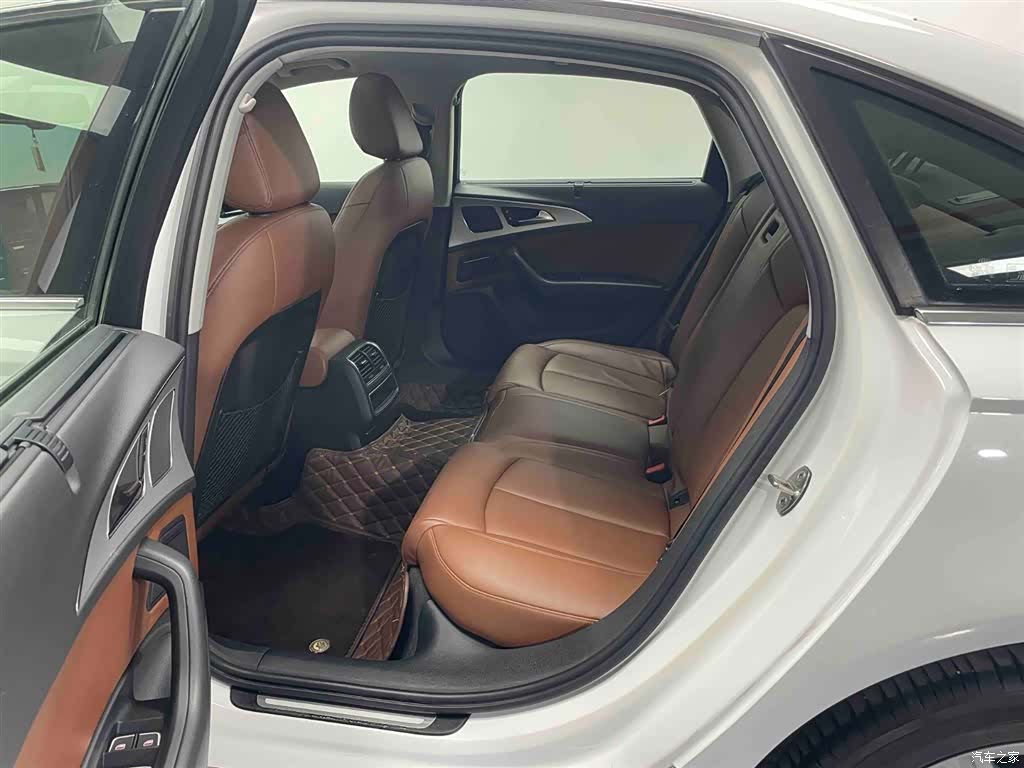 Audi A6L, 2013 19