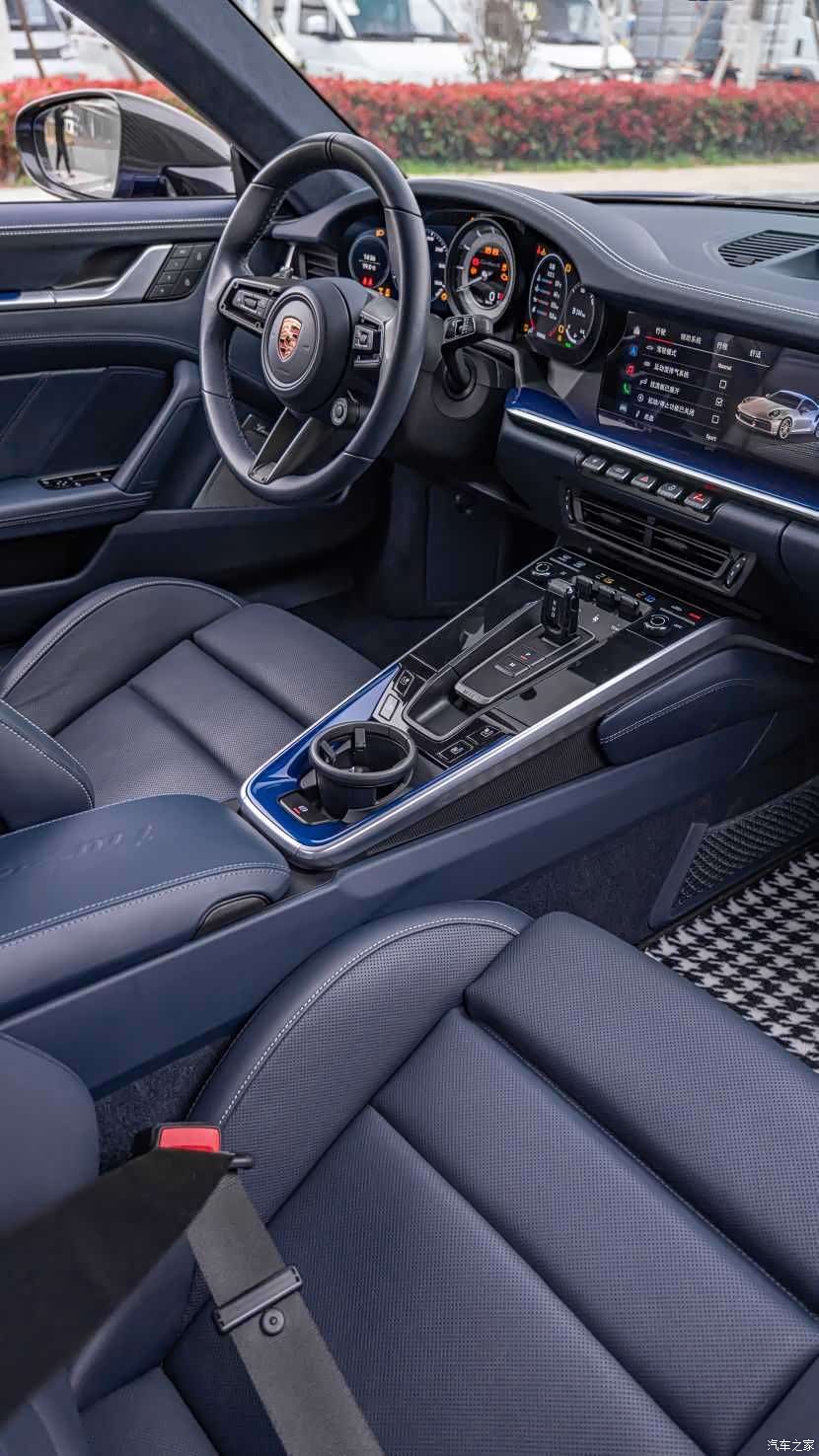 Porsche 911, 2022 6