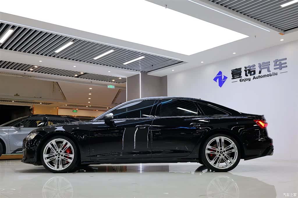 Audi S6, 2020 3