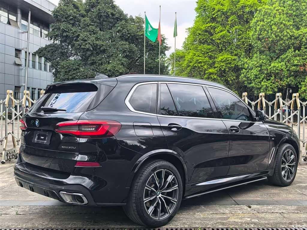 BMW X5, 2022 все фото