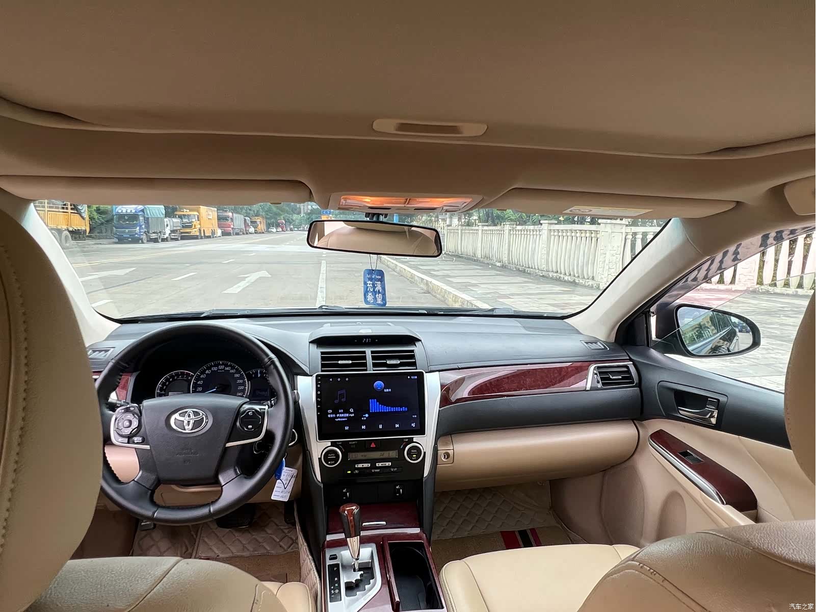 Toyota Camry, 2012 10