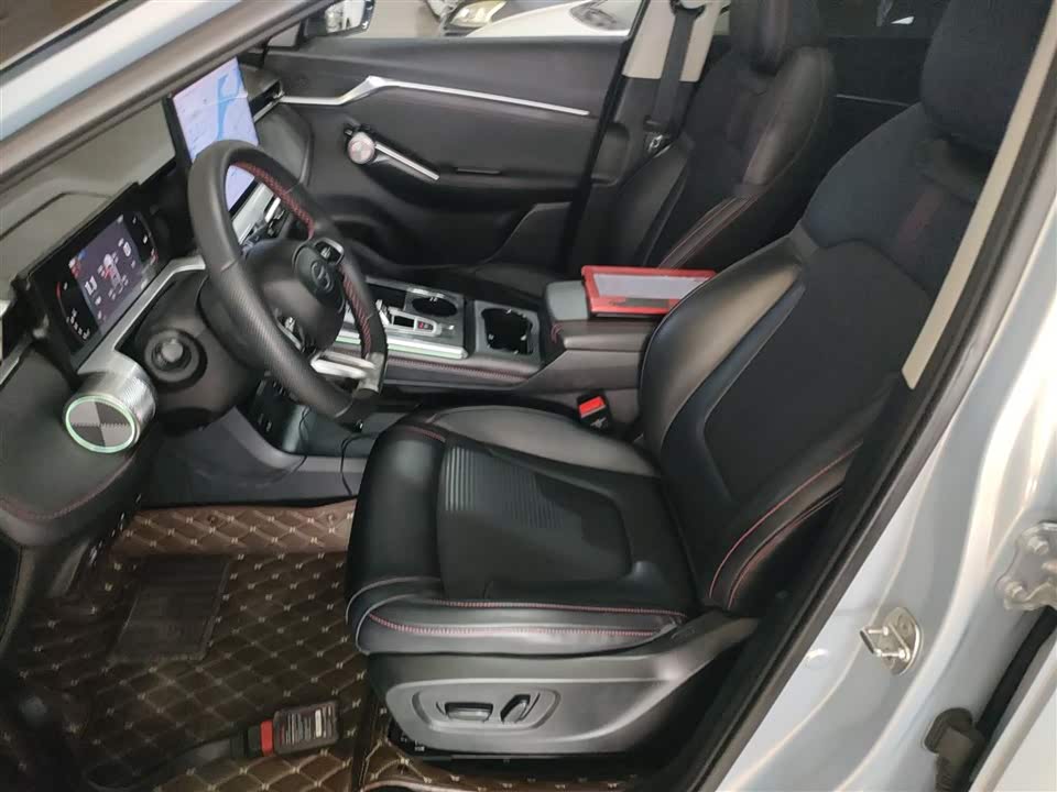 Trumpchi Shadow cool