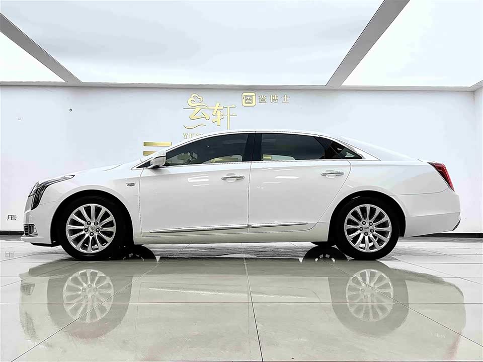 Cadillac XTS