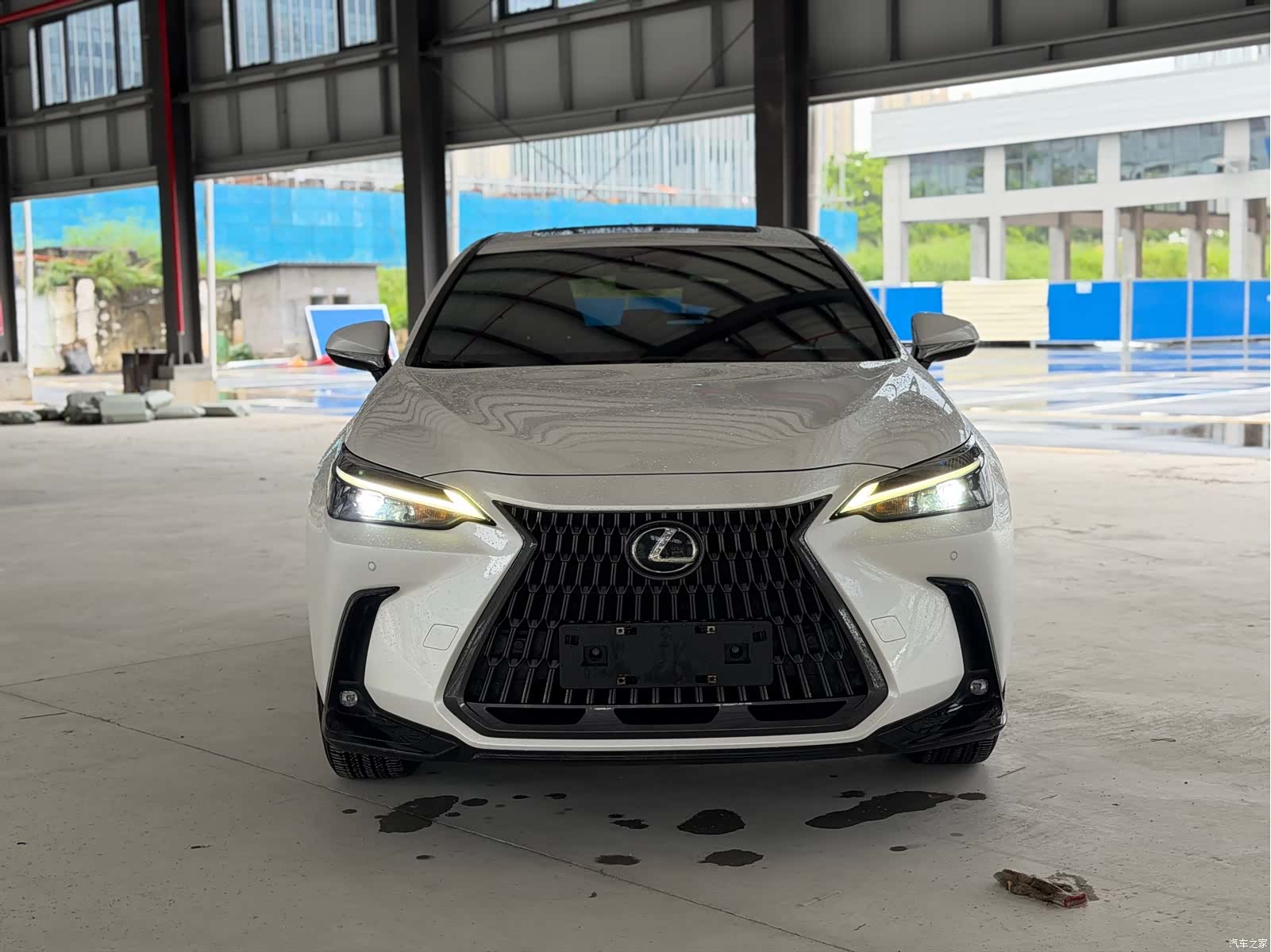Lexus NX, 2021 2
