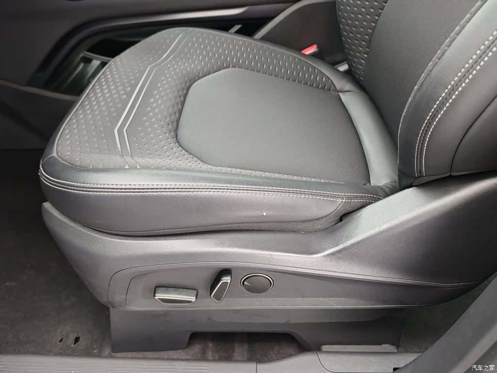 Ford Edge L, 2023 20