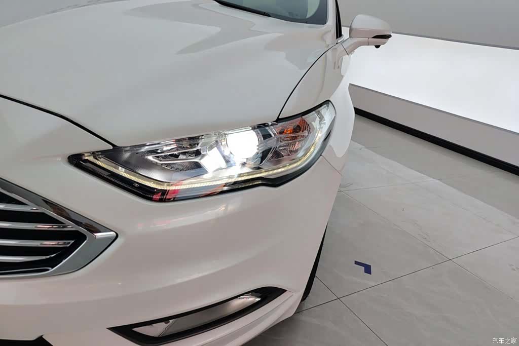 Ford Mondeo, 2017 все фото