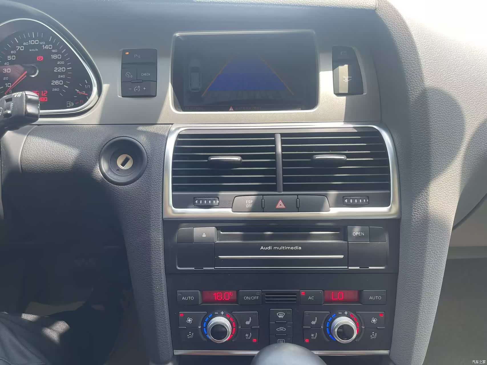Audi Q7, 2010 28