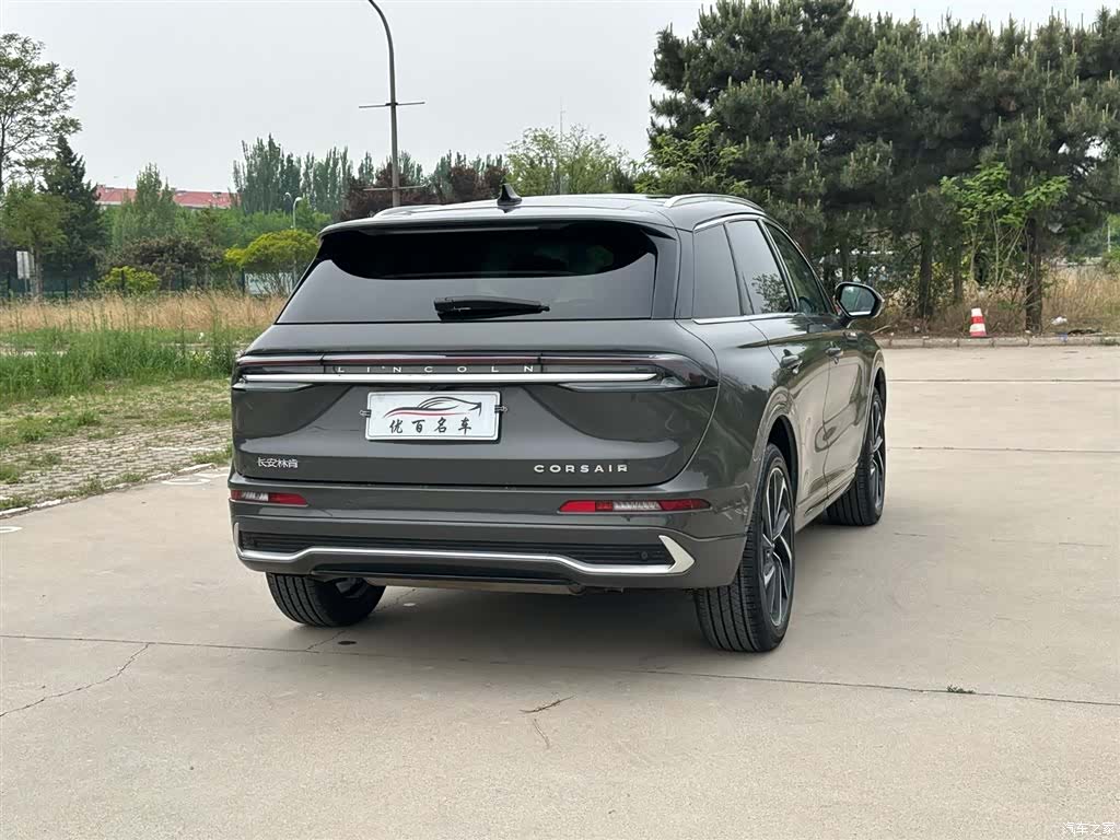 Lincoln Corsair, 2023 6