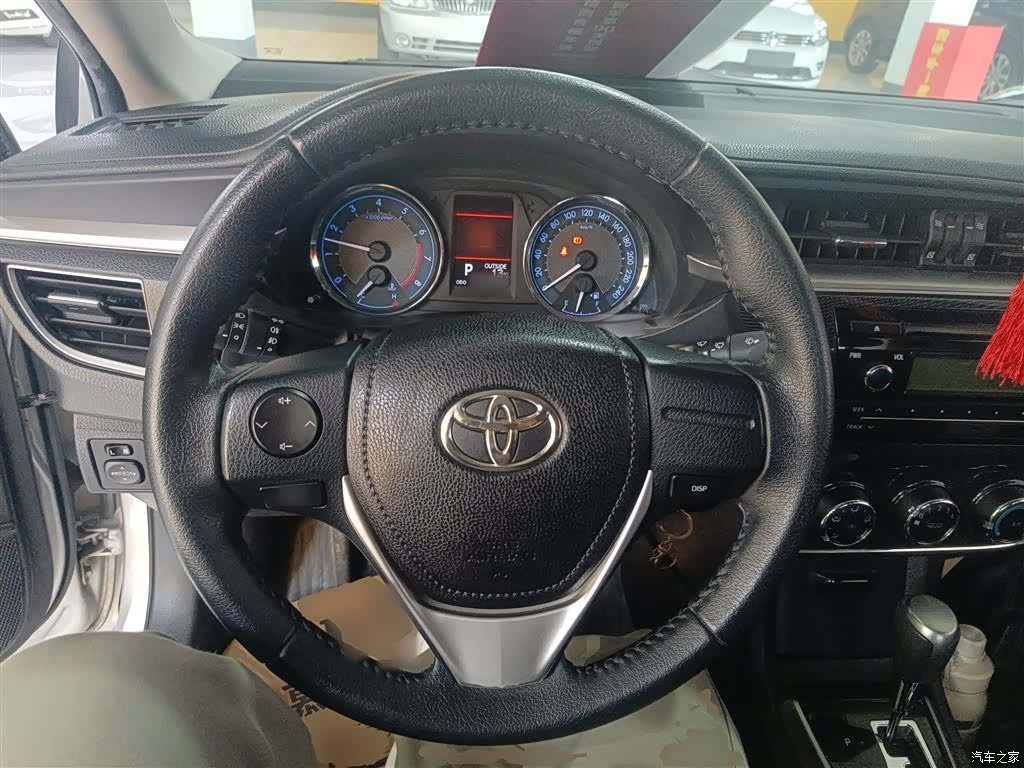 Toyota Corolla, 2015 7