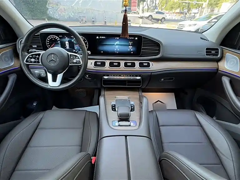 Mercedes-Benz GLE Mercedes-Benz GLE