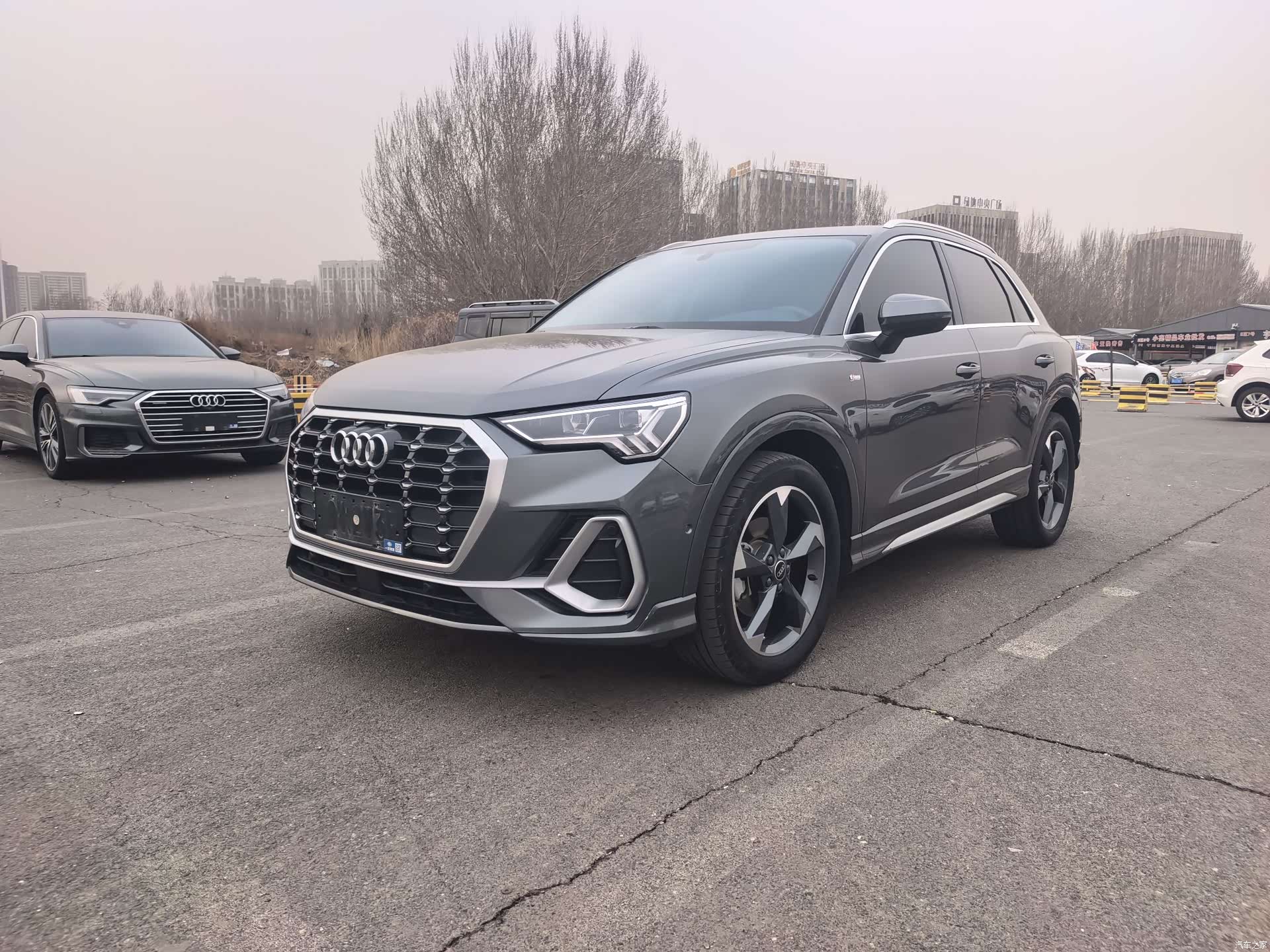 Audi Q3, 2022 1