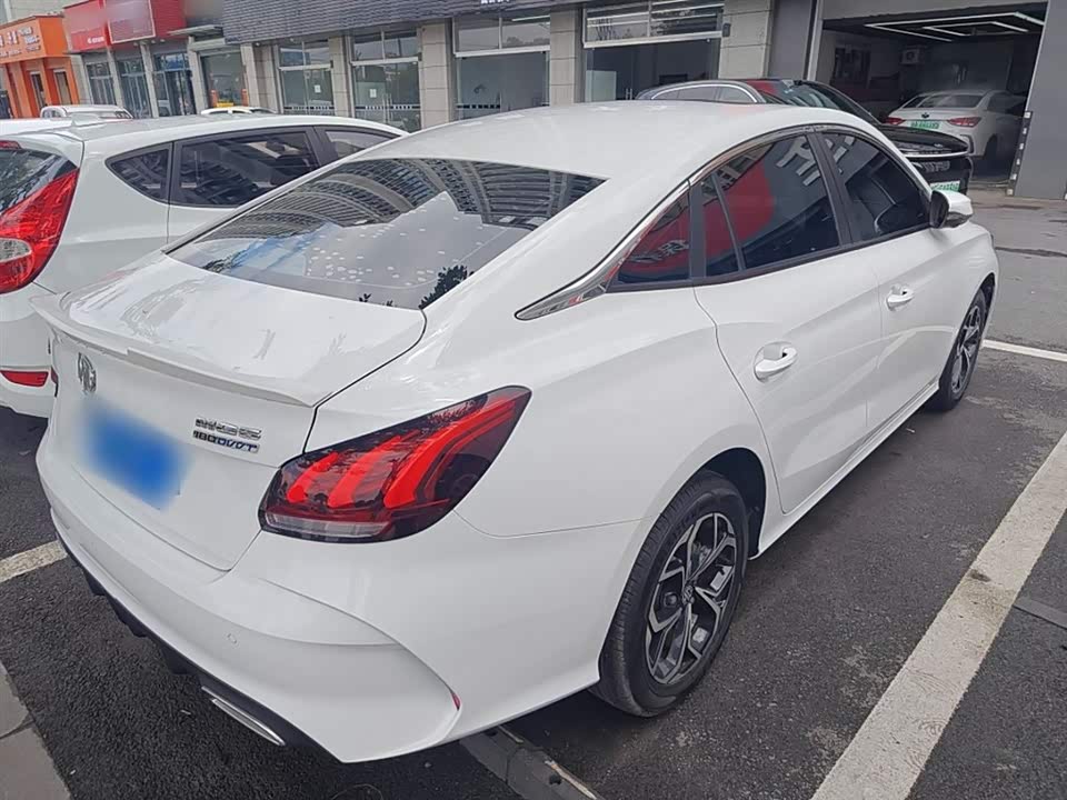 MG MG5